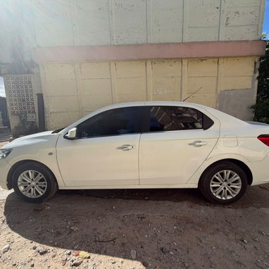 Carro Peugeot Disponible en La isla de la juventud, laisla 💯 - 3/6