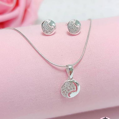 Cadenas y conjuntos de Plata. Precio en cada fotos. LM joyería. Mensajería o compra directa en nuestra tienda - 7/10