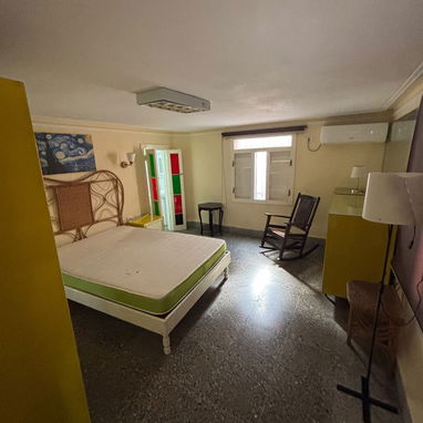 Alquiler de casa en el vedado - 8/10