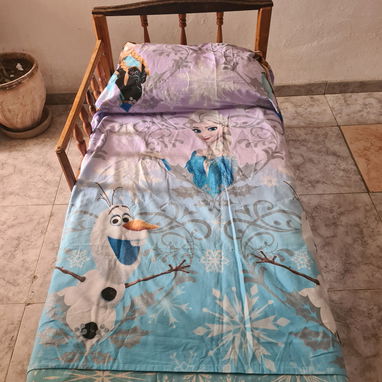 SE VENDE CAMA DE MADERA PARA NIÑOS PEQUEÑOS - 2/4