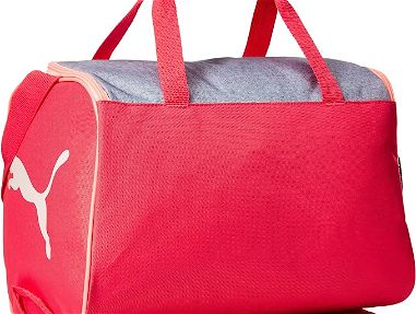 Bolso puma Original Color Rosado Para mujer Excelente para el gym 18$  Llamar +13056156106 - Img 36239715