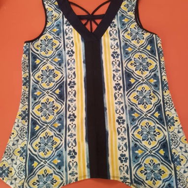 Venta de ropa reciclada - 8/10