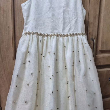 Preciosa bata de niña talla 12 (para niña 10/12 años 10 usd en el cotorro - 3/3