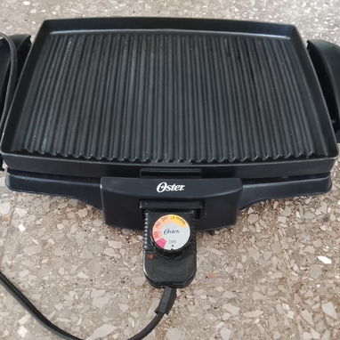 Plancha Eléctrica Doméstica Oster - 2/2
