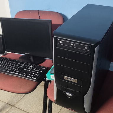 Vendo Magnifica Torre de PC i3 8va gen adjunto fotos tengo mensajeria disponible Luis 59757910 - 7/8