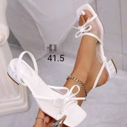 Zapatos blancos de mujer con lazo no.41 - Img 55463830