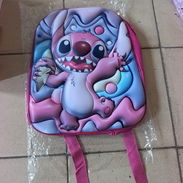 Mochila de niña con diseño de Stitch - Img 56427807