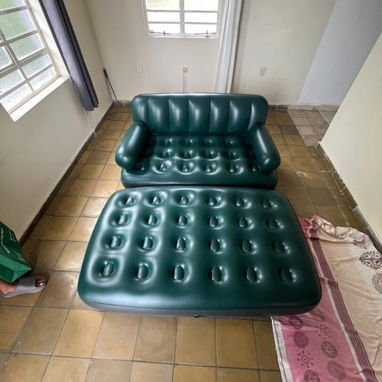 SOFÁ CAMA GRANDE INFLABLE. - Img 122313895