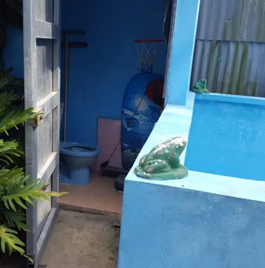 Vendo casa que son tres apartamentos unidos. - Img 28523404
