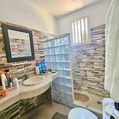 REBAJADA!!!CASA CAPITALISTA DE DOS PLANTAS EN SANTO SUÁREZ - 3/10