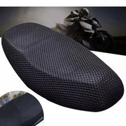 Forro de asiento para motos - Img 52828195