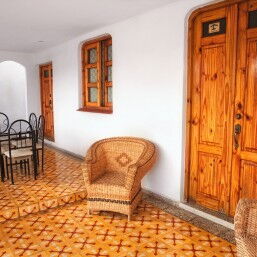 Venta de Hostal-Restaurante en el vedado - Img 110436816