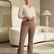 Pantalón leggins buena tela talla XL tono beige 20usd mensj disp - Img 56034839