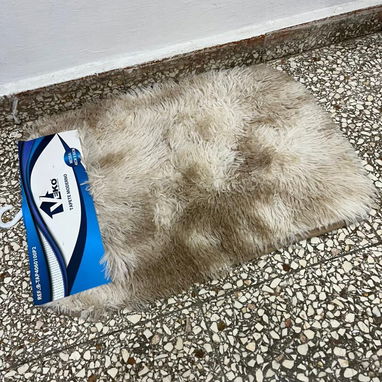 Alfombras peluche en 2500cup Medidas: 40 cm x 60 cm - Img 123345006