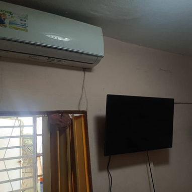 C&J HOUSE🏡 SE VENDE APARTAMENTO INTERIOR EN 10 DE OCTUBRE - 8/10