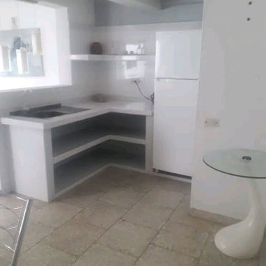 🏖️Casas de alquiler en Guanabo. Casas con piscina en La Habana. Capacidad para 10 personas por 100 usd la noche - Img 116256377