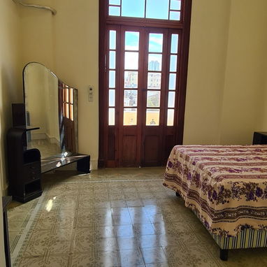 Renta de apartamento en Avenida Paseo.Vedado. - Img 116655519