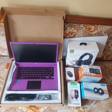 💻 Laptop Rosada Core Innovations (✨️NUEVA EN CAJA 📦)  💎Modelo: CLC14364RDS ⚡️Procesador: Intel Celeron N3350 🧠Ram: 4 - 7/7