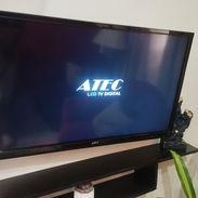 Se venden 2 tv de 32" marca atec traen cajita incluído , 250 USD los 2 - Img 55784042