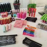 Buscamos gestoras para venta de maquillaje y skincare! - Img 50348583