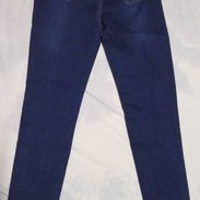 Pantalones y sayas - Img 54743644