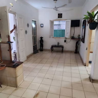 Casa muy grande 7/4, piscina, garage, NEGOCIO INCLUIDO  por 84y13 110m 53582376 - 4/10