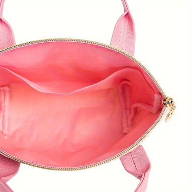 El accesorio definitivo para fans de Kuromi y Hello Kitty. - Img 122036826