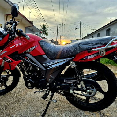 MOTO DEPORTIVA WYS 150cc - 3/3