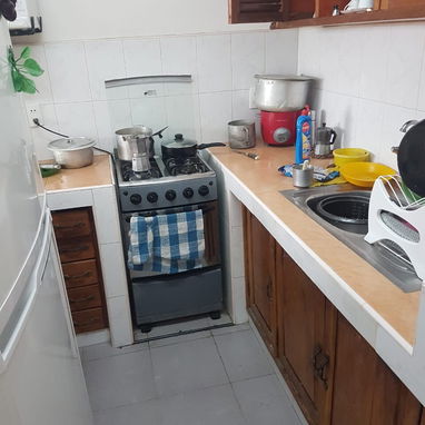 *$9000usd. En venta apartamento de un edificio de construcción capitalista, de 2 plantas (PLANTA ALTA, NADIE ARRIBA) en - Img 120921574