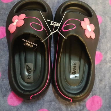 Chancletas, Crocs, Sandalias - Img 121648107