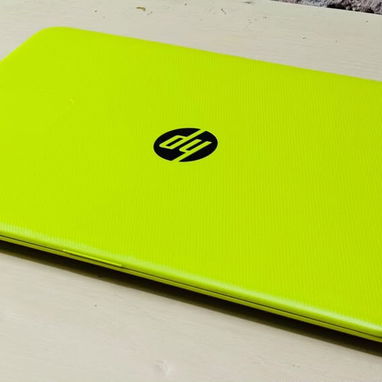 Laptop Hp edición especial ideal para regalo - 8/9