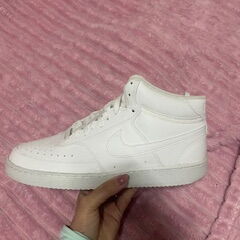 Tenis originales marca Nike botas número 44 - Img 125515909