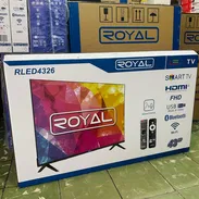 Televisor Royal Smart TV de 43" con soporte a la pared giratorio 240 usd - Img 55526746