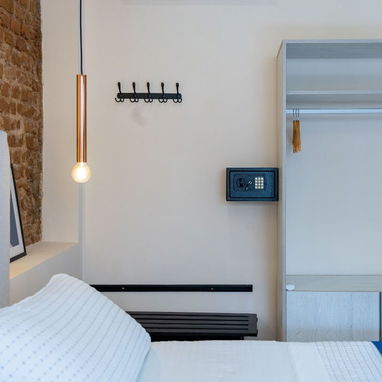 ⚡ SUITE PREMIUM HABANA VIEJA - SIN APAGONES - WIFI 24H - TERRAZA Y BAÑADERA - Img 120454049