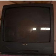 Televisor culon Sanyo de 27 plg   , roto para piezas - Img 45743431