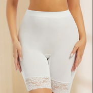 Ropa blanca de mujer - Img 54658347