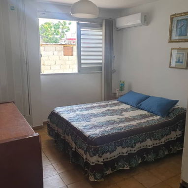 Apartamento de 2/4 frente la cardiovascular, Vedado zona de hospital - 4/10
