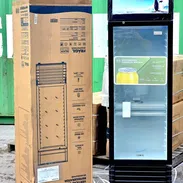 NEVERA EXHIBIDORA VERTICAL 13.3 PIES 377 LTS MARCA PREMIER COLOR NEGRO CON SUS CIERRES, LLAVES,LUZ 550 USD - Img 56849335