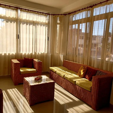🚪 Apartamento de 2 Habitaciones Equipado con Vista al Mar en Miramar REF 1443 - Img 114339862
