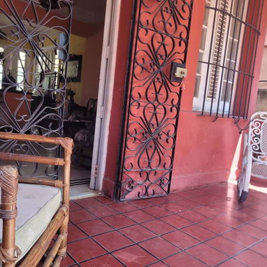 Venta de Casa Totalmente Independiente Playa 100mil usd 53582376 - Img 118436403