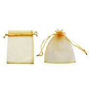 Bolsas organzas doradas - Img 57776589
