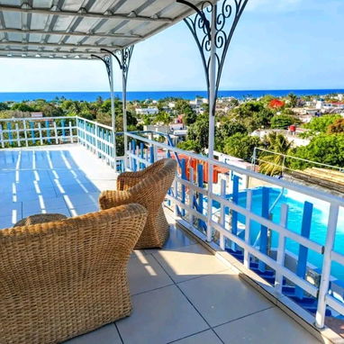 Hermosa 🏡 con piscina en Guanabo.  WhatsApp 5 8142662 - Img 120348864
