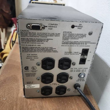 Backup Pro APC 1400 sin bateria, funcionando al 100%(Tengo la tapa) - 2/3