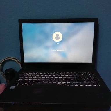 Vendo en 250 USD o al Cambio.La Habana. 💻Laptop Acer TravelMate P2510-G2-M Procesador: Intel Core i5-8250U (8.ª generac - Img 126875093