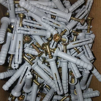 Tornillos con taquetes (expansores)*  - caja de 200 unidades en 25 usd con 🚘 incluído* - 2/2
