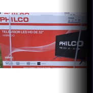 Tv PHilCO 32 " Híbrido con cajita Precio:160 usd 💸 2 meses de garantía 🕒 Transporte incluido en dependencia del lu - Img 55599554