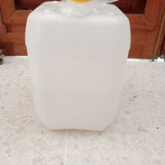 Vendo acetona a 10 usd el litro - Img 56815468