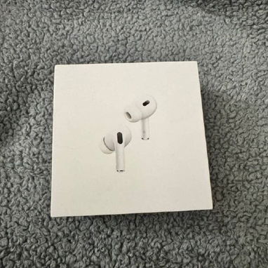 AirPods 4th generacion y cancelacion ruido.Nuevos en caja mas garantia.Somos una tienda vedado con variedad de opciones - Img 84635603