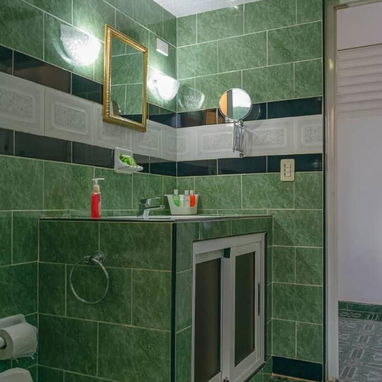 📱 Apartamento de Lujo con Vista al Mar y Paseos en Auto Clásico - Img 116115655