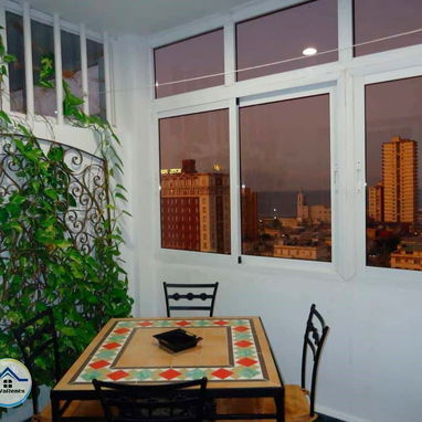 Renta en el vedado - 6/10